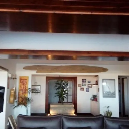 Villa Calle Begonia La Oliva