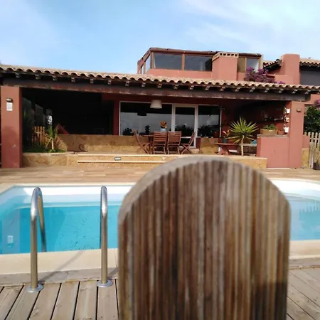 Villa Calle Begonia *